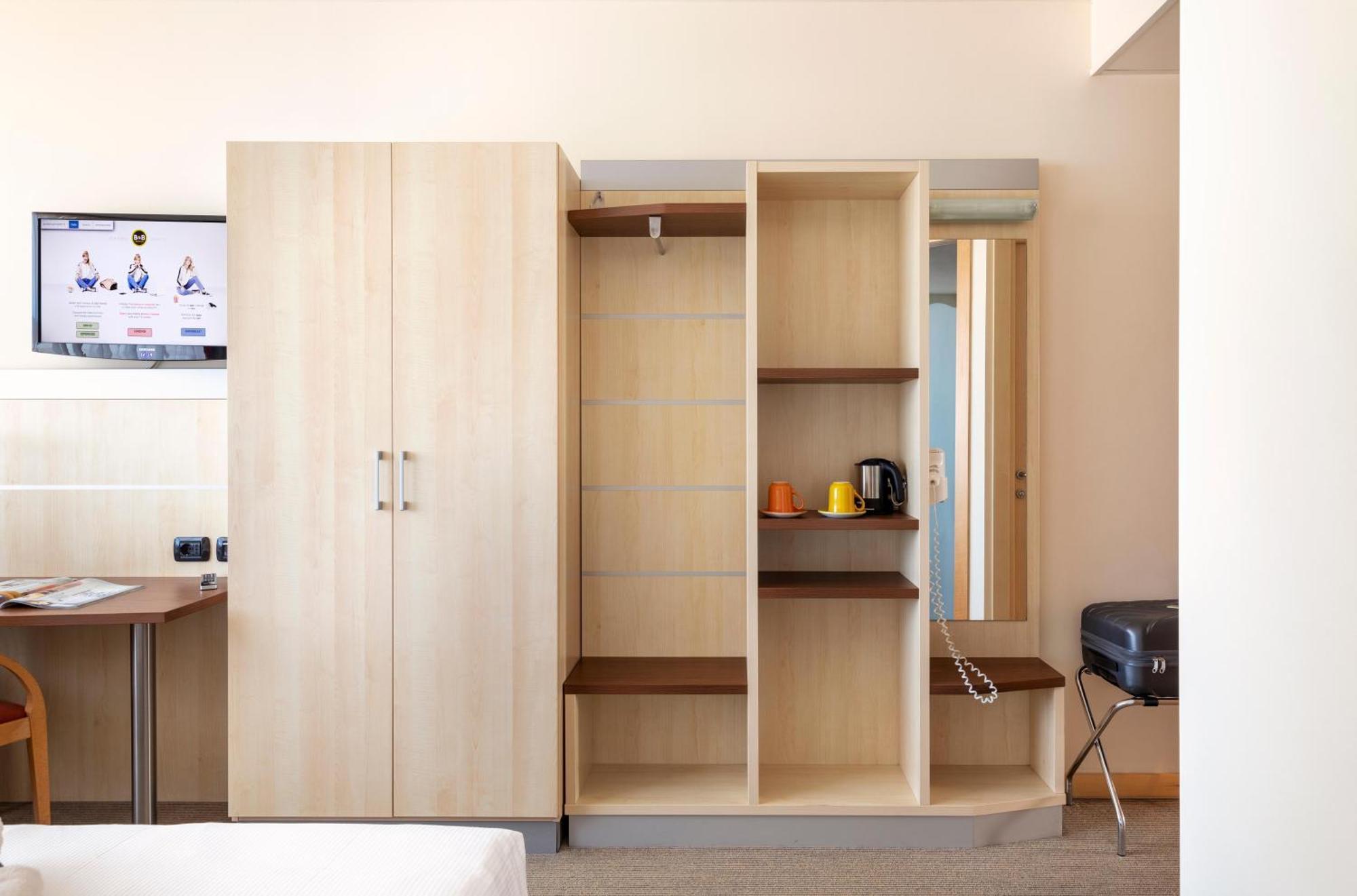 B&B Hotel Cherasco Langhe Екстер'єр фото