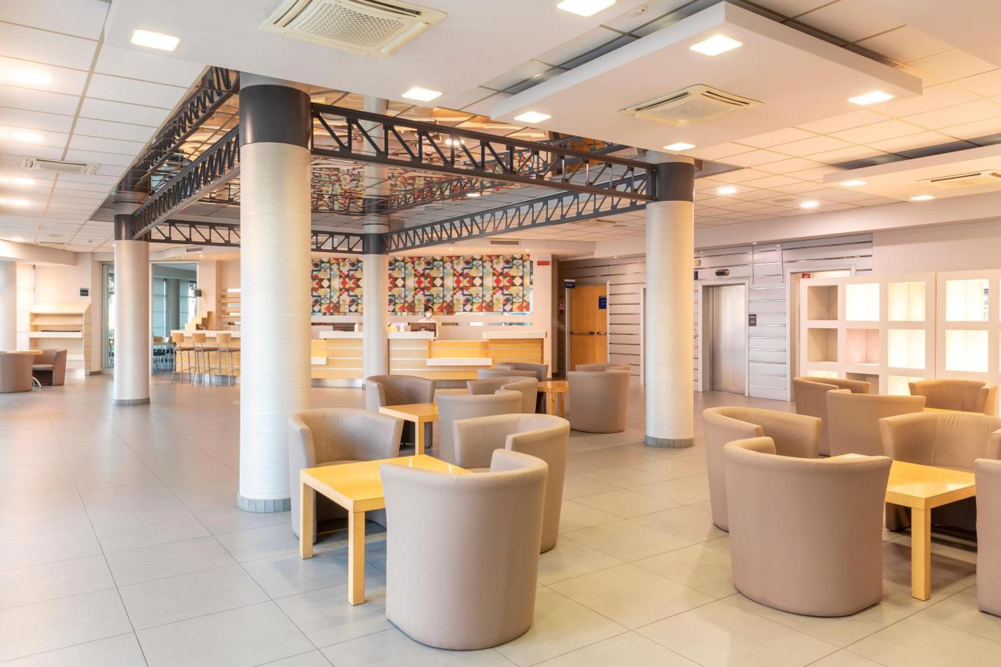 B&B Hotel Cherasco Langhe Екстер'єр фото